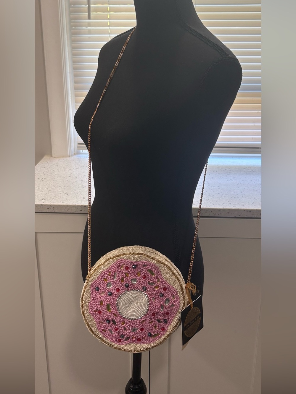 NWT VIRAL Beaded Pink Donut Crossbody Bag with Gold Chain